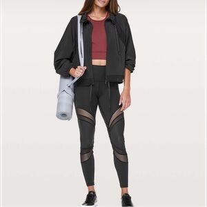 Lululemon Seek The Heat Tight *28" Black